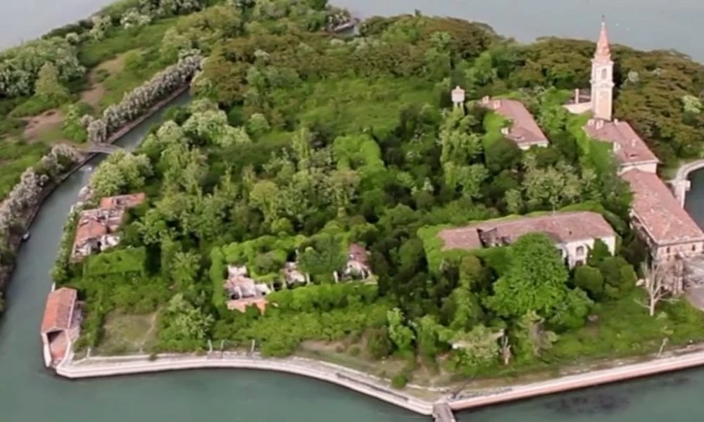 Poveglia: To "καταραμένο" νησί της Ιταλίας